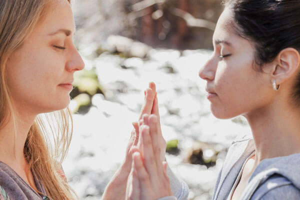 心靈課程與邪教的差別